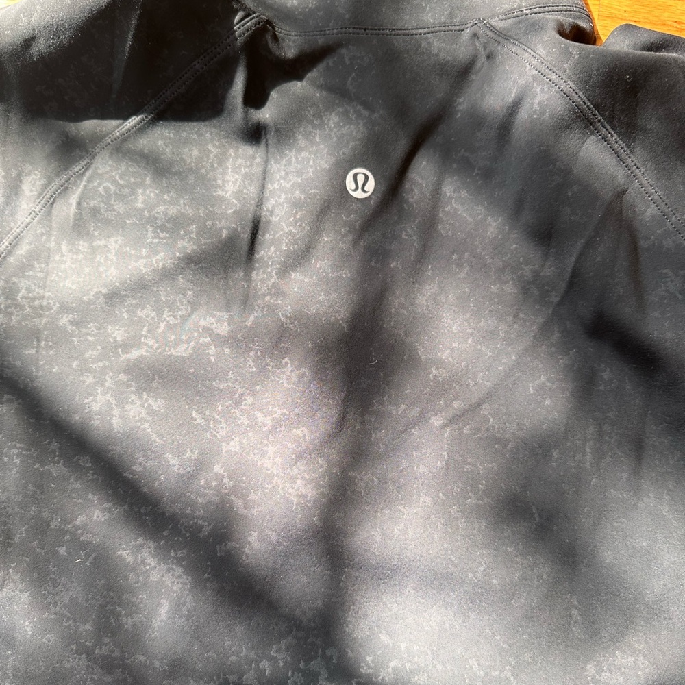 Lululemon half zip pull over - Picture 2 of 2